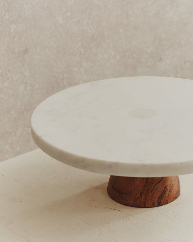 Round Norse Marble Cake Stand
