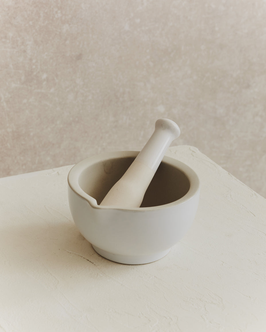 Larder Stoneware Pestle and Mortar | Large