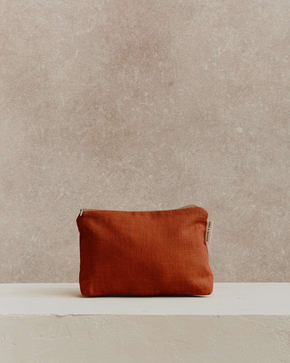 Medium Pouch 001 | Rust