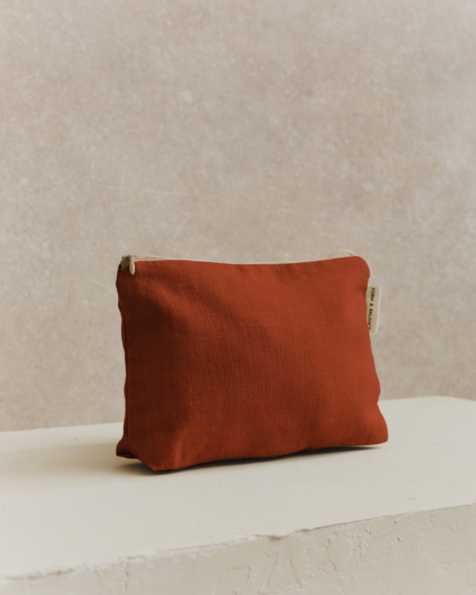 Medium Pouch 001 | Rust