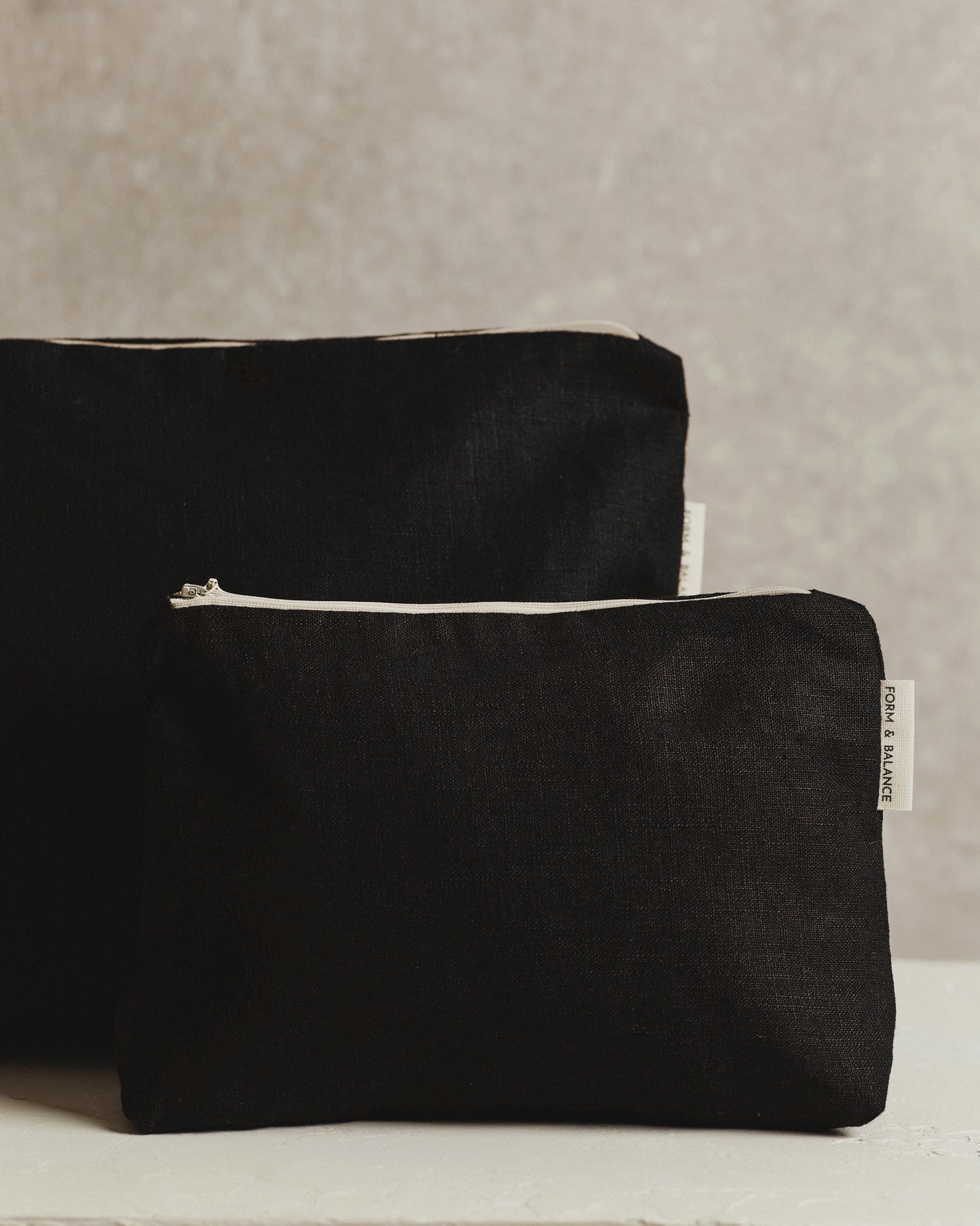 Large Pouch 001 | Black