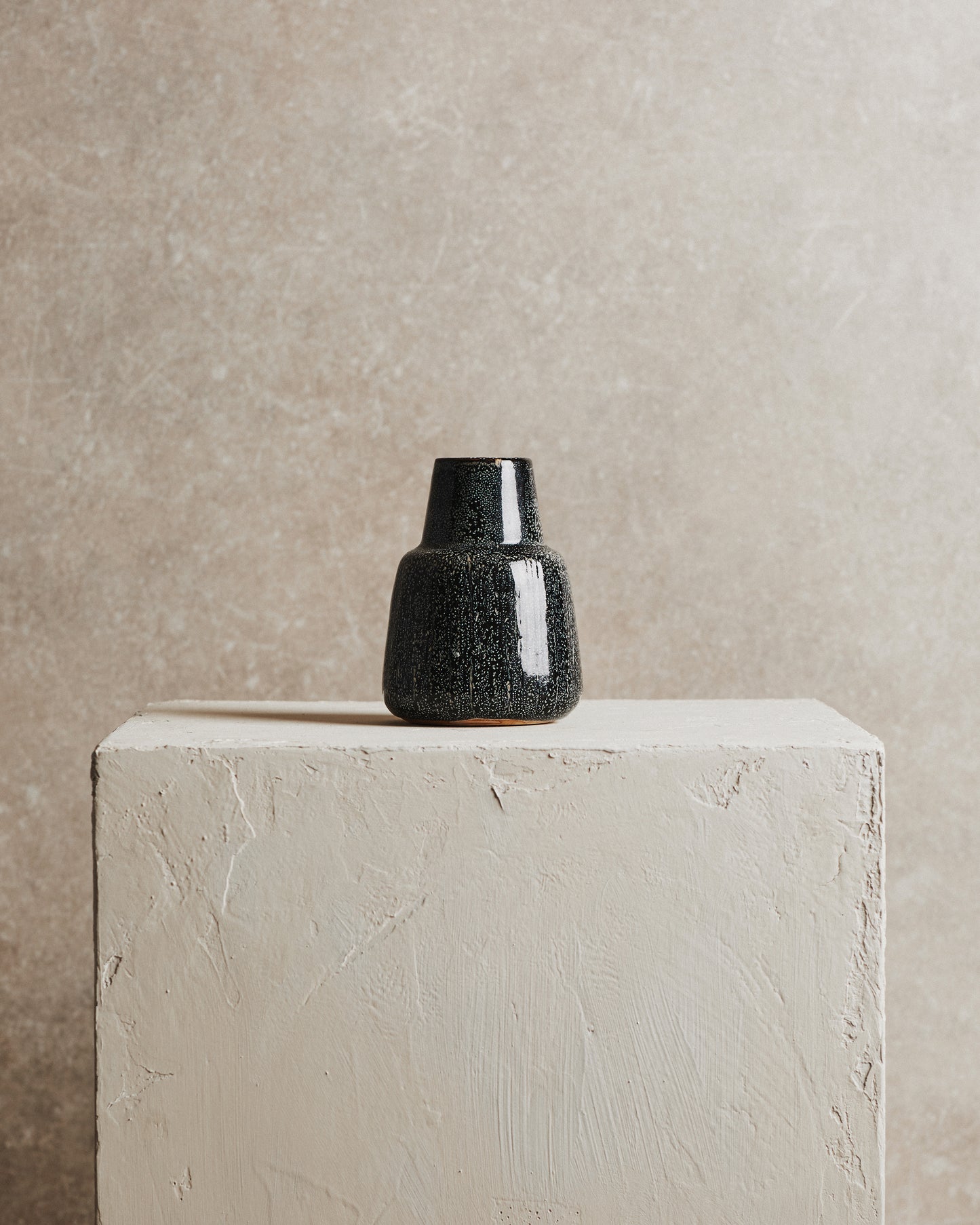 Komo Small Vase