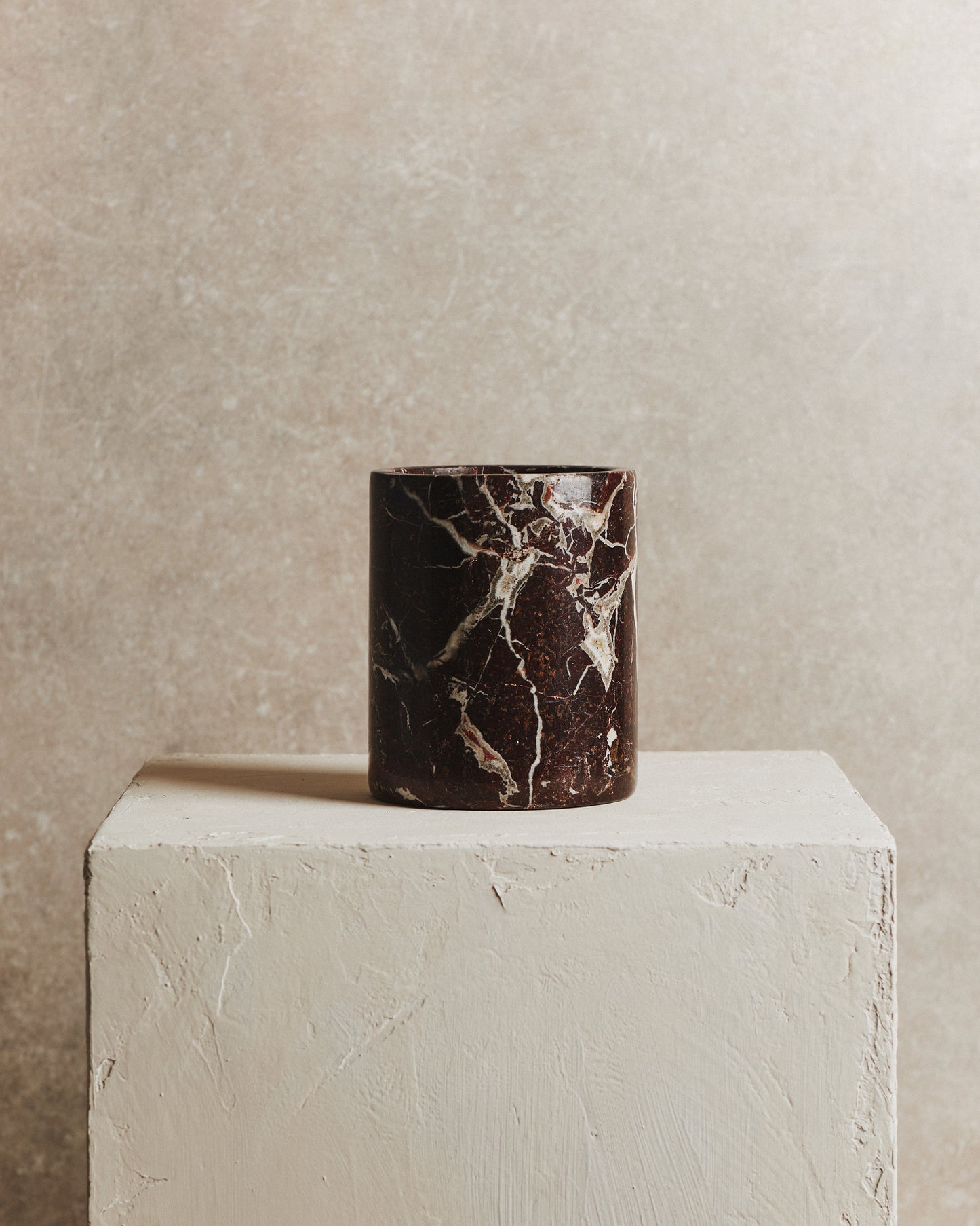 Noble Veined Marble Wine Cooler in Wine