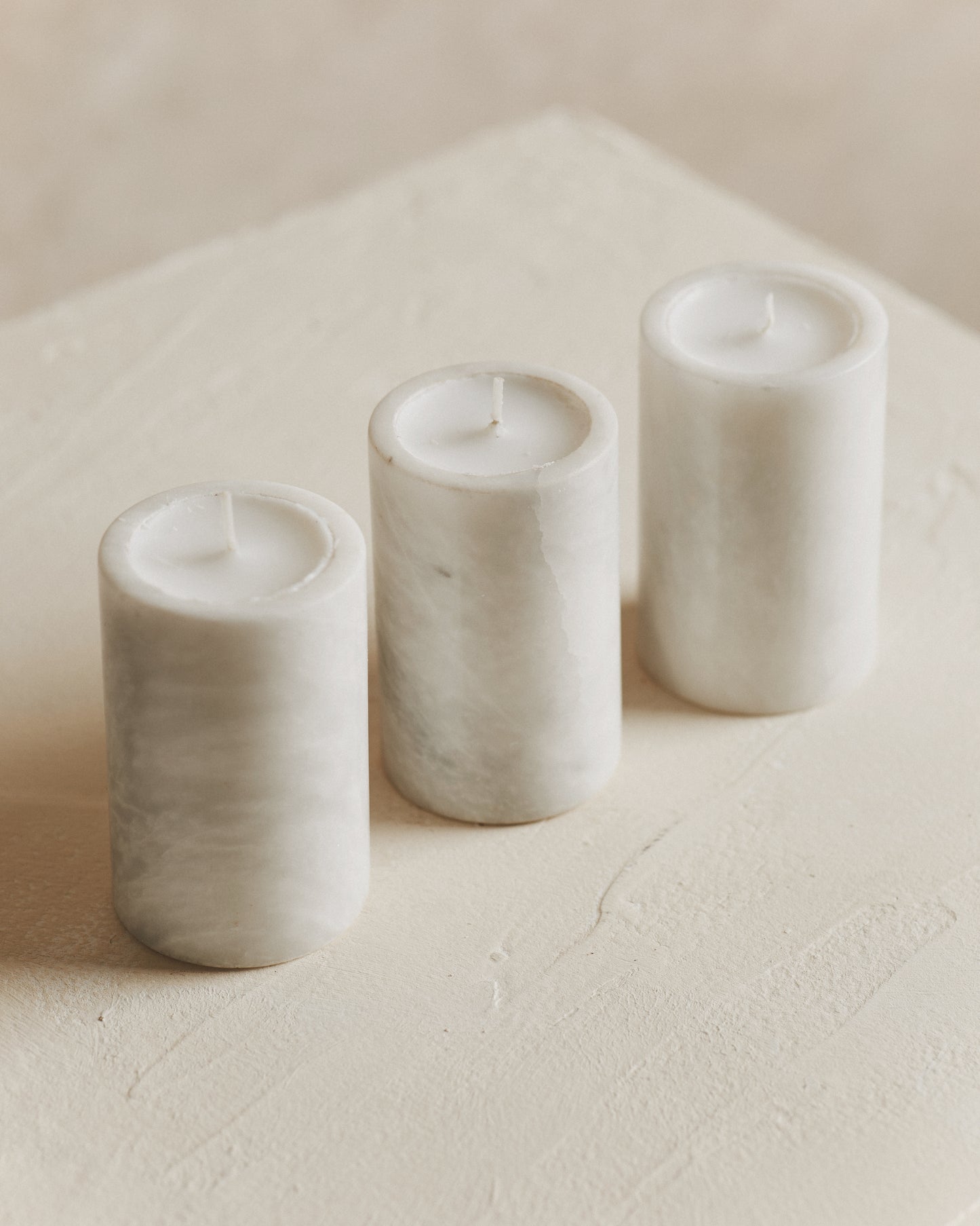 Noble Marble Set 3 Tealight holders in White