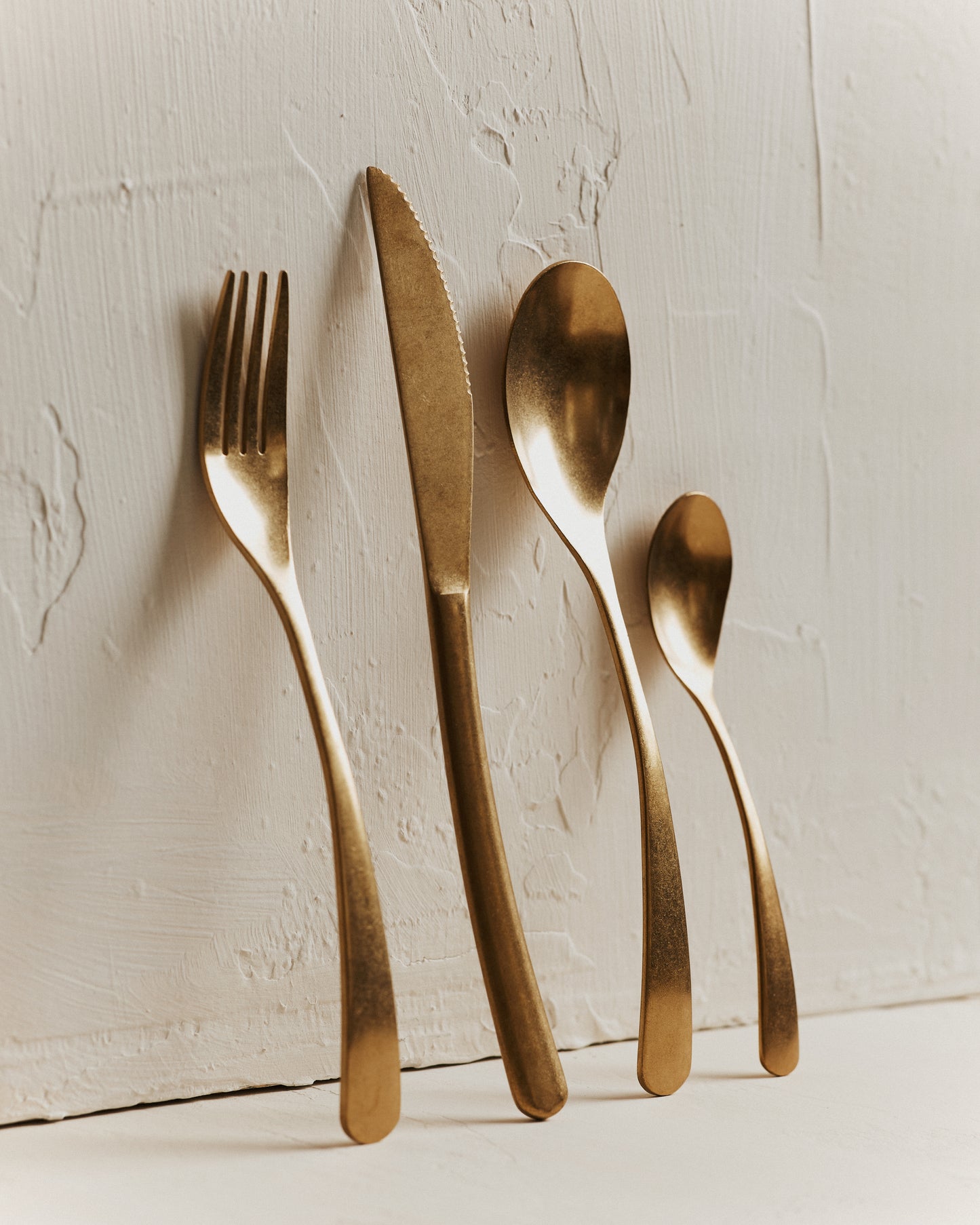 Curves 16Pc Cutlery Set