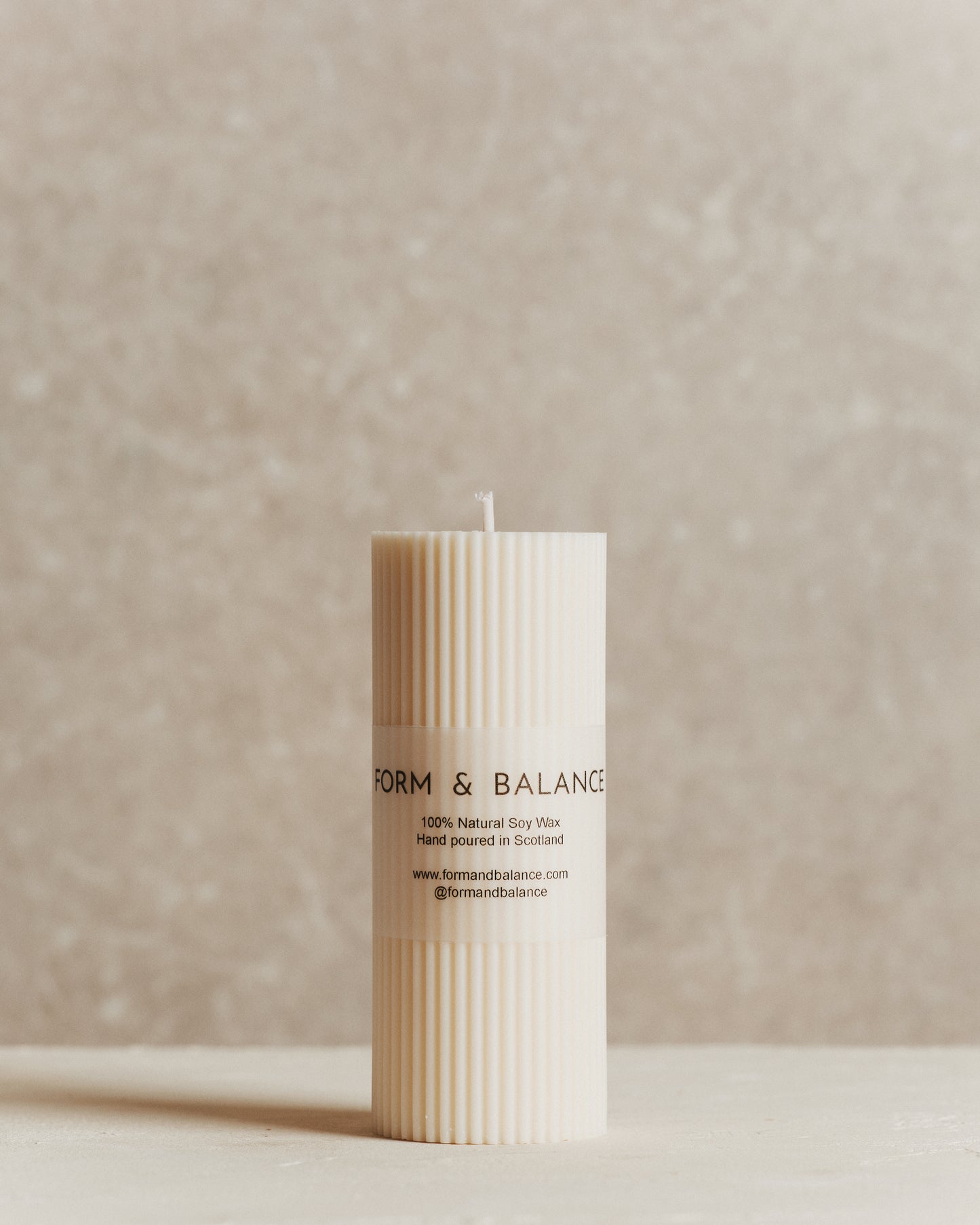 Ivory Fluted Candle | Medium
