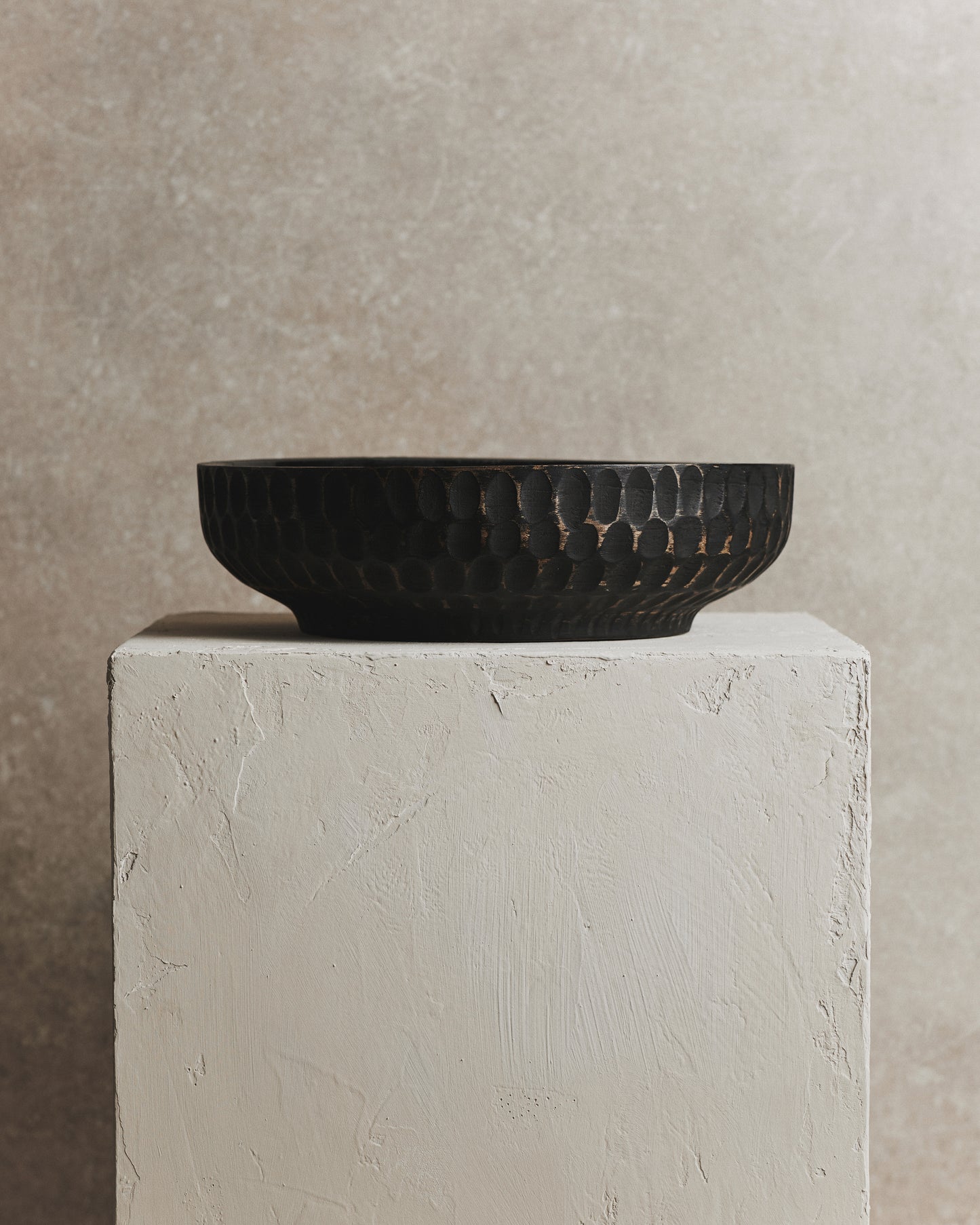 Oryn Medium Black Finish Bowl