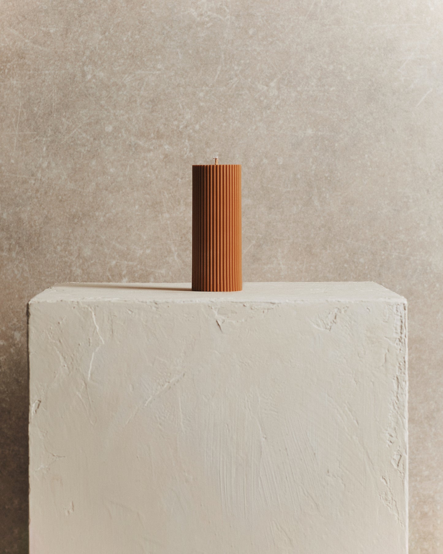 Rust Fluted Candle | Medium
