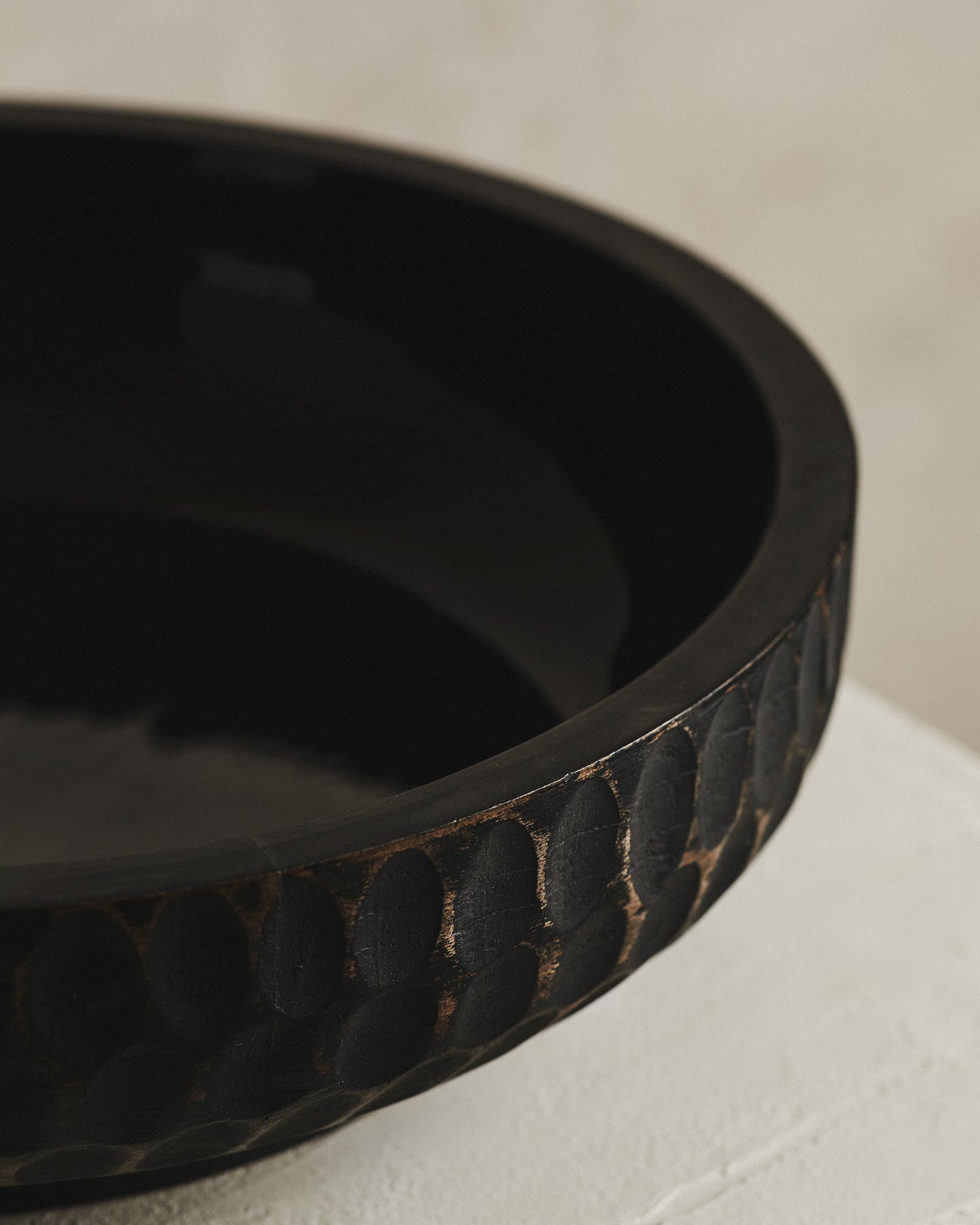 Oryn Large Black Finish Bowl
