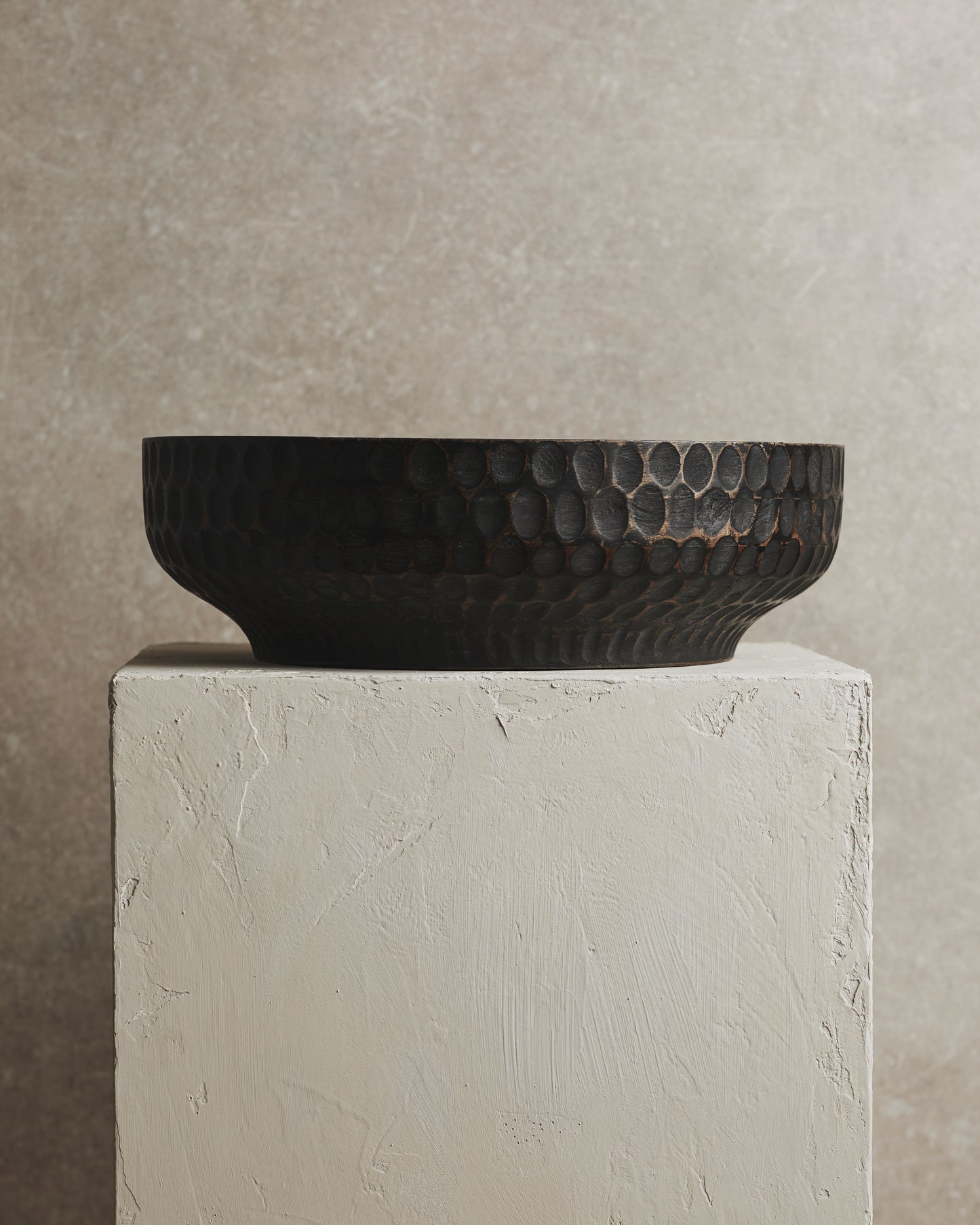 Oryn Large Black Finish Bowl
