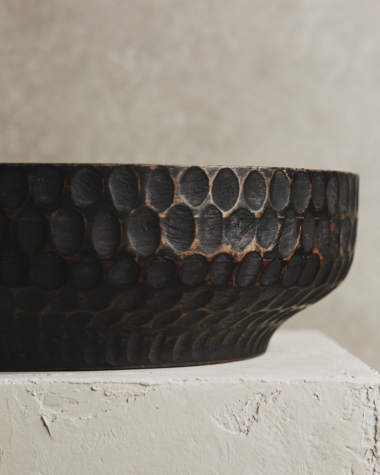 Oryn Large Black Finish Bowl