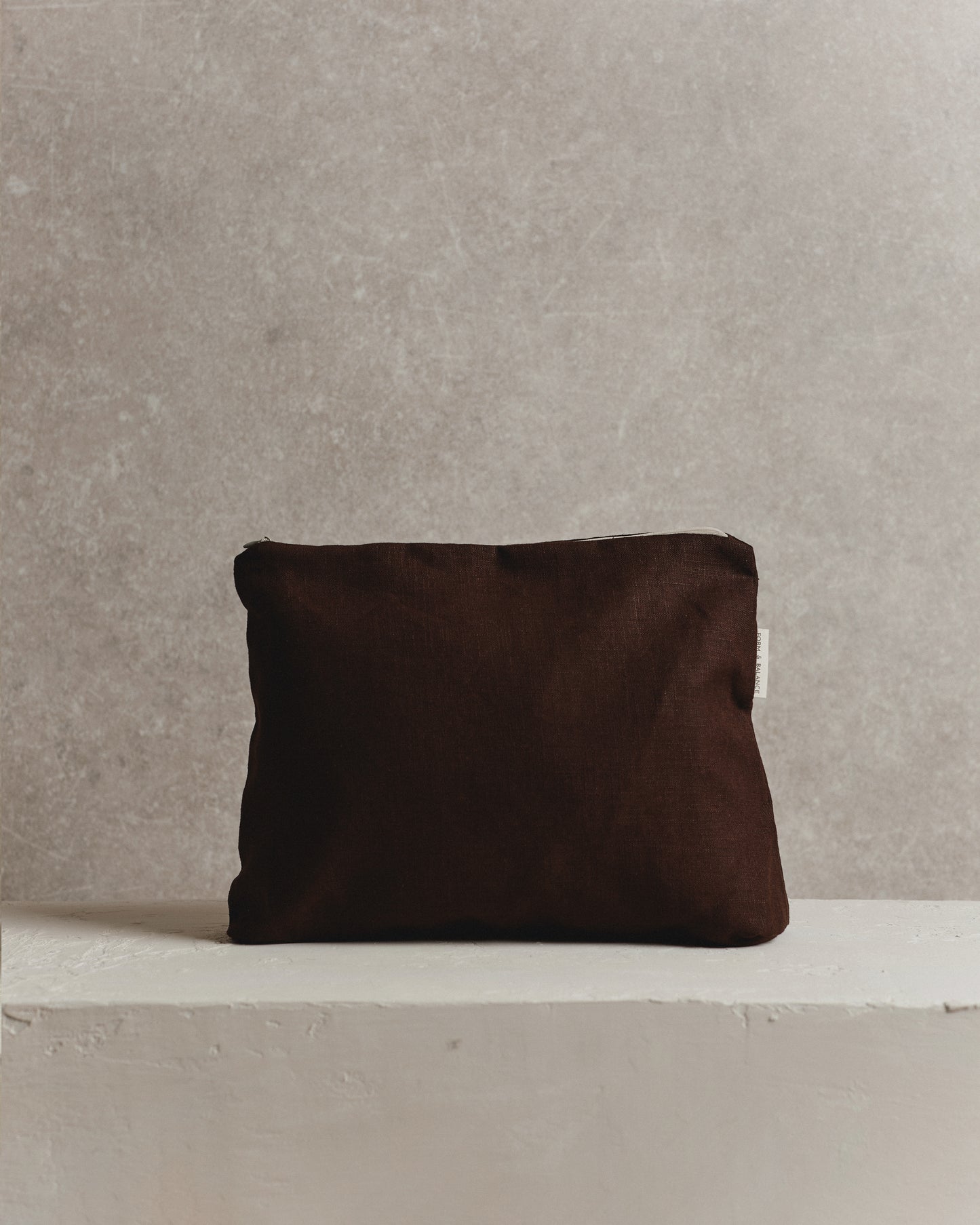 Large Pouch 001 | Espresso