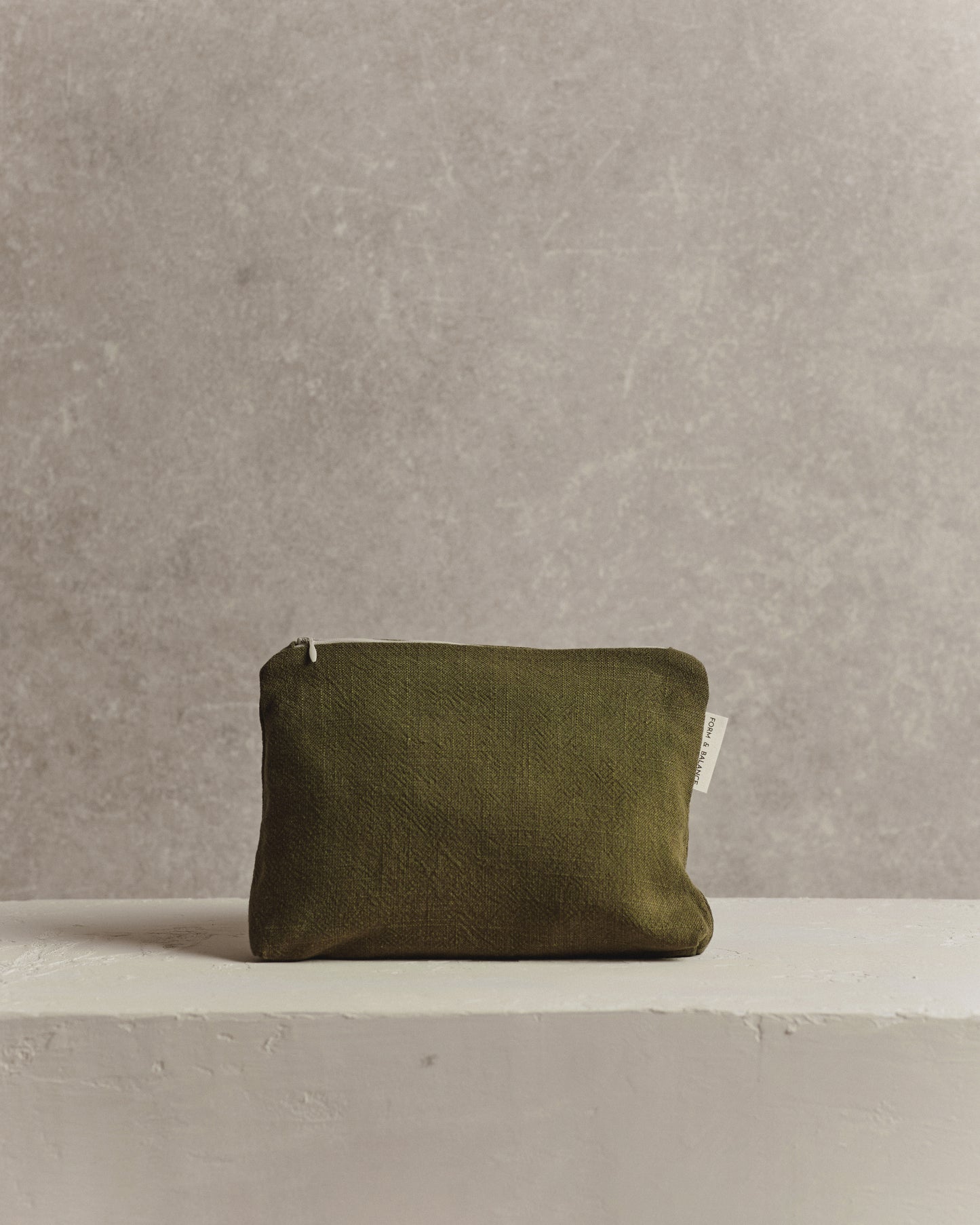 Medium Pouch 001 | Moss Green