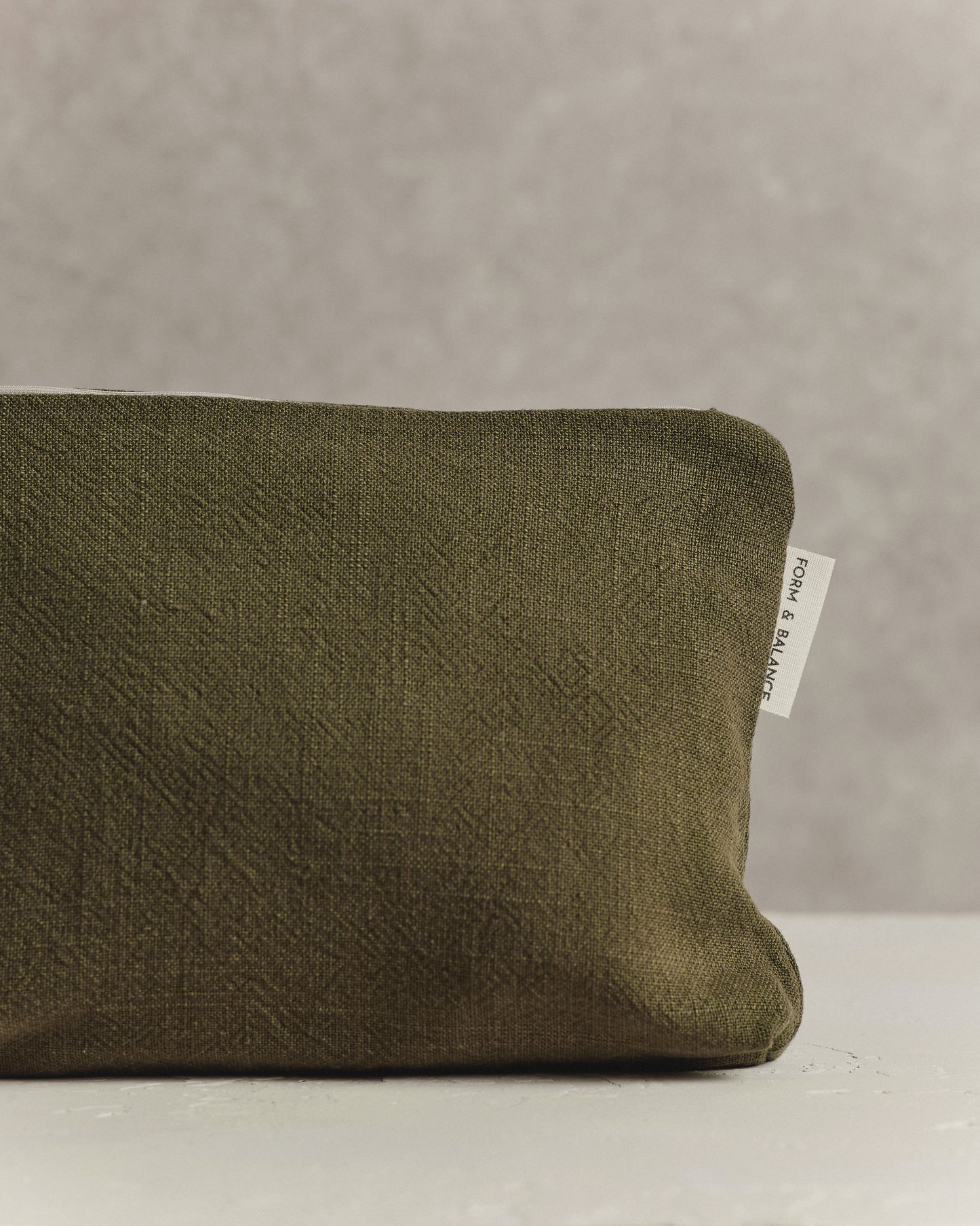 Medium Pouch 001 | Moss Green