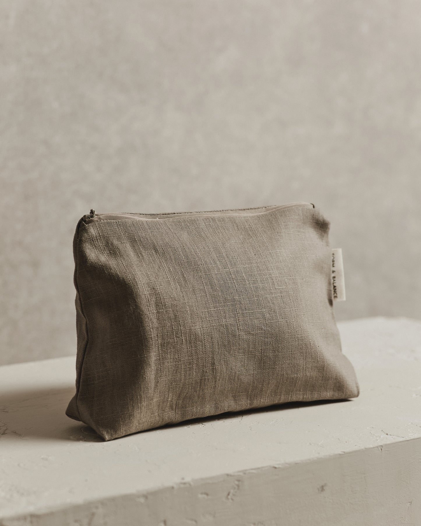 Medium Pouch 001 | Stone