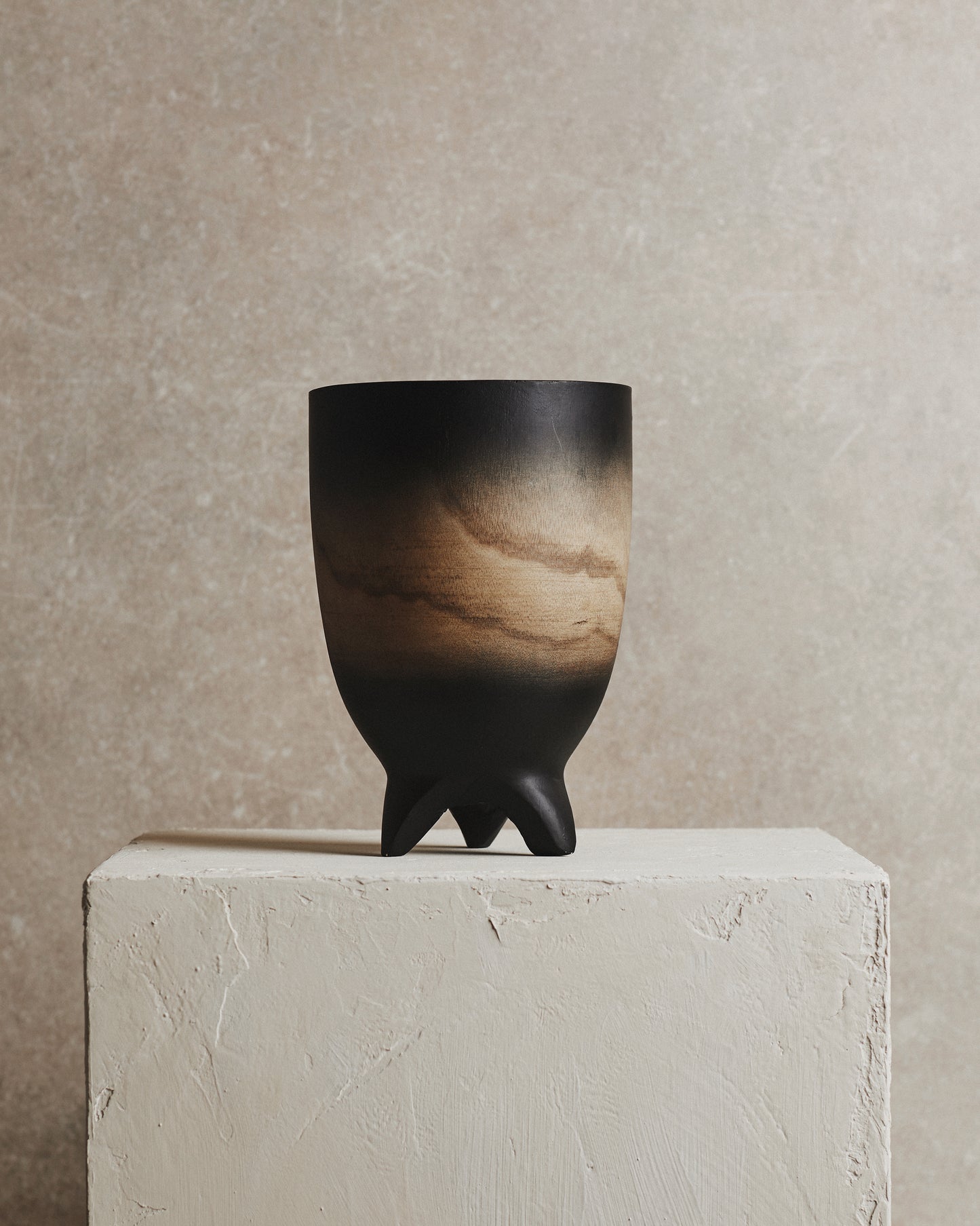 Ombre Large Black Planter