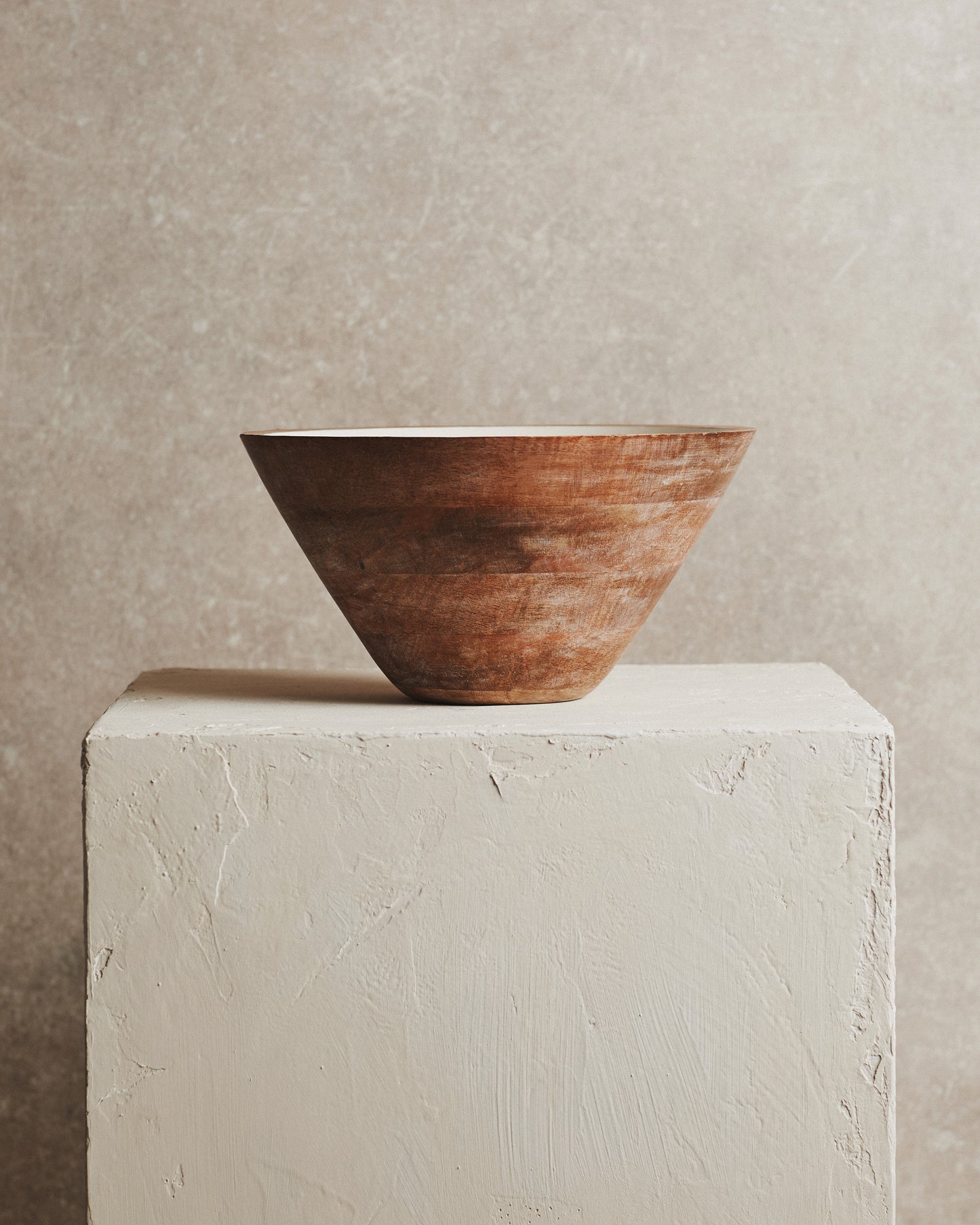 Oryn Medium Mango Wood Bowl