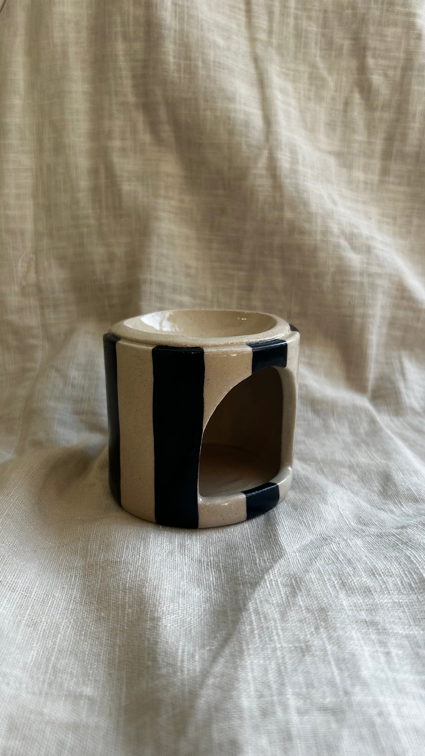 Form and Balance X Grä Design Ceramic Burner | Black Stripe